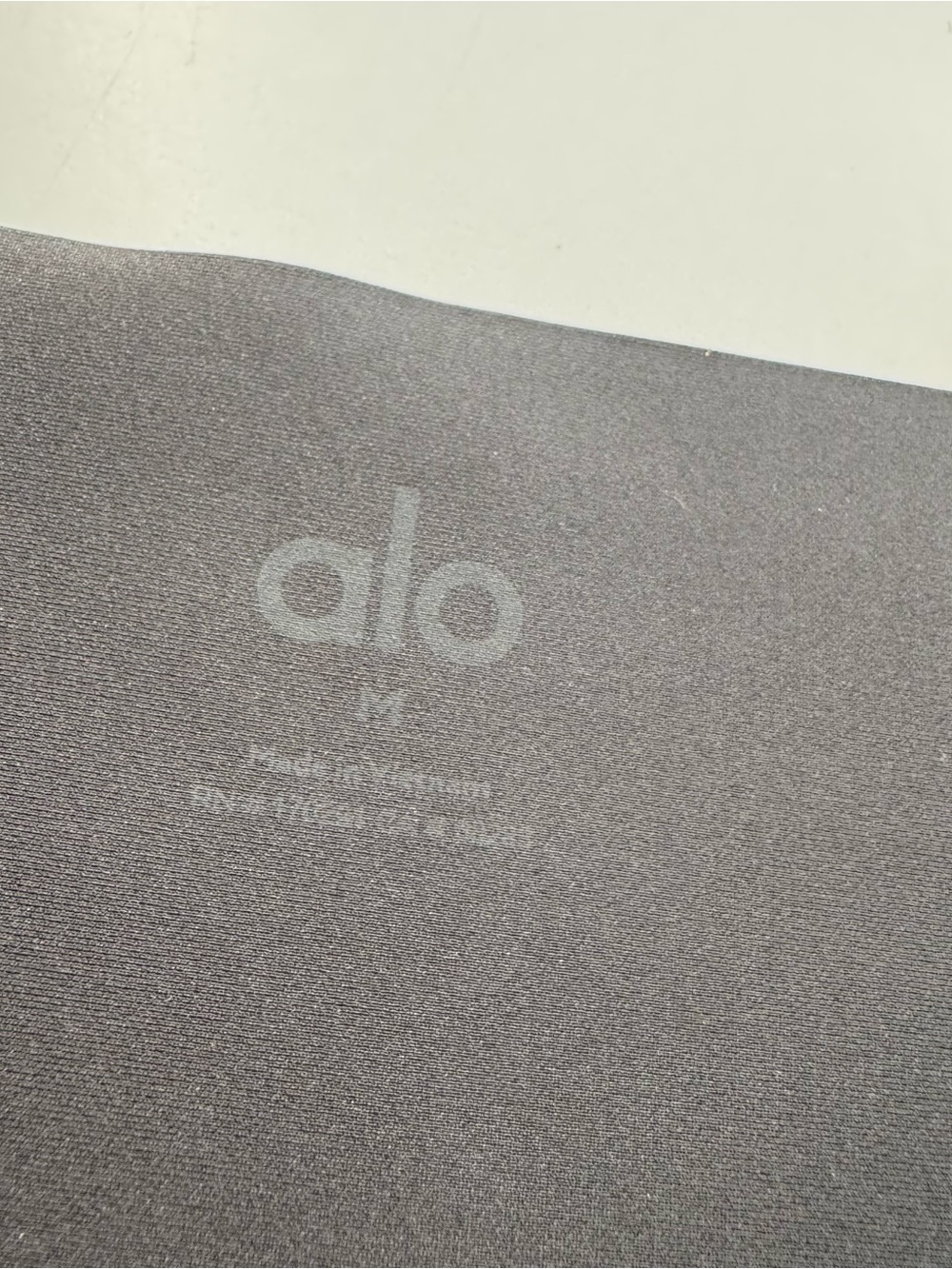 Alo Yoga Airlift High-Waist Haven Leggings Sleek Black Sz M Compression Shaping - Picture 7 of 12